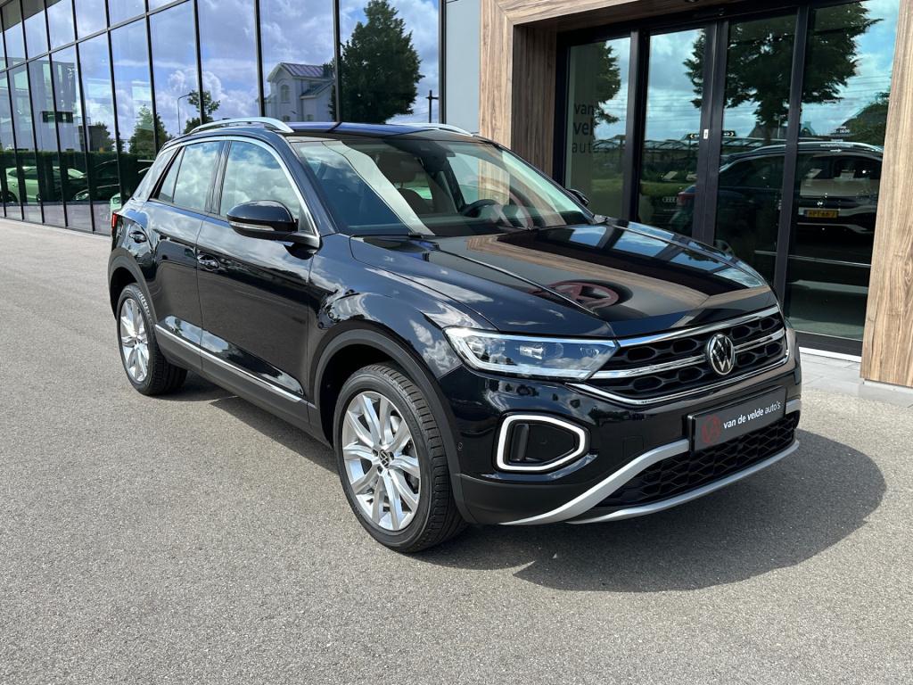 Volkswagen T-roc 1.5 tsi 150pk dsg style carplay | camera | keyless | elek.
