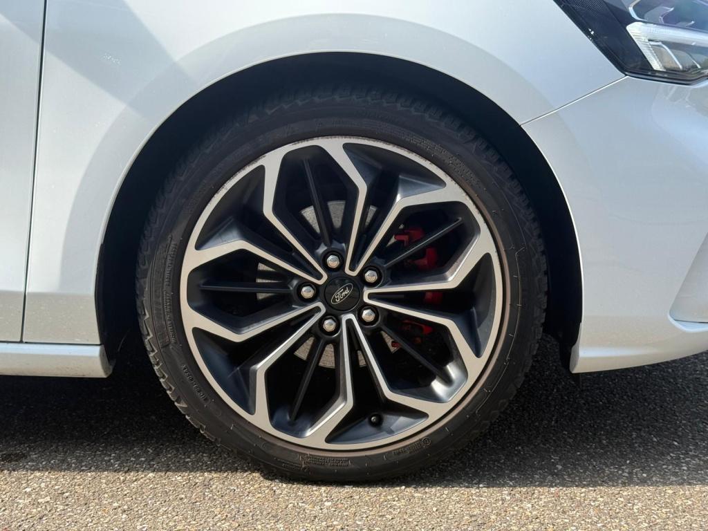 Ford Focus 1.0 ecoboost st line business