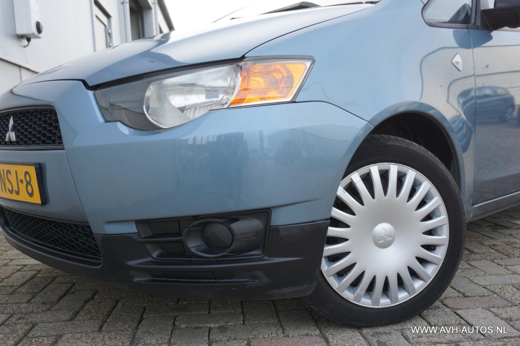 Mitsubishi Colt 1.1 edition one