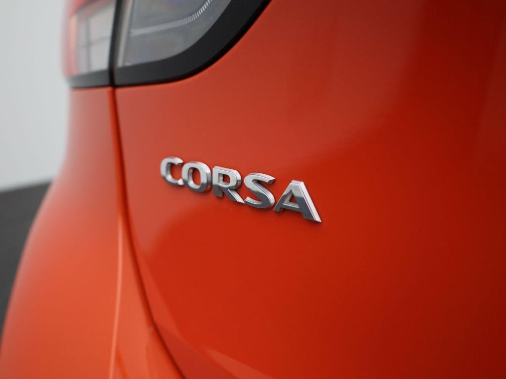 Opel Corsa 1.2 edition | automaat | airco | cruise control | led | bluetoot