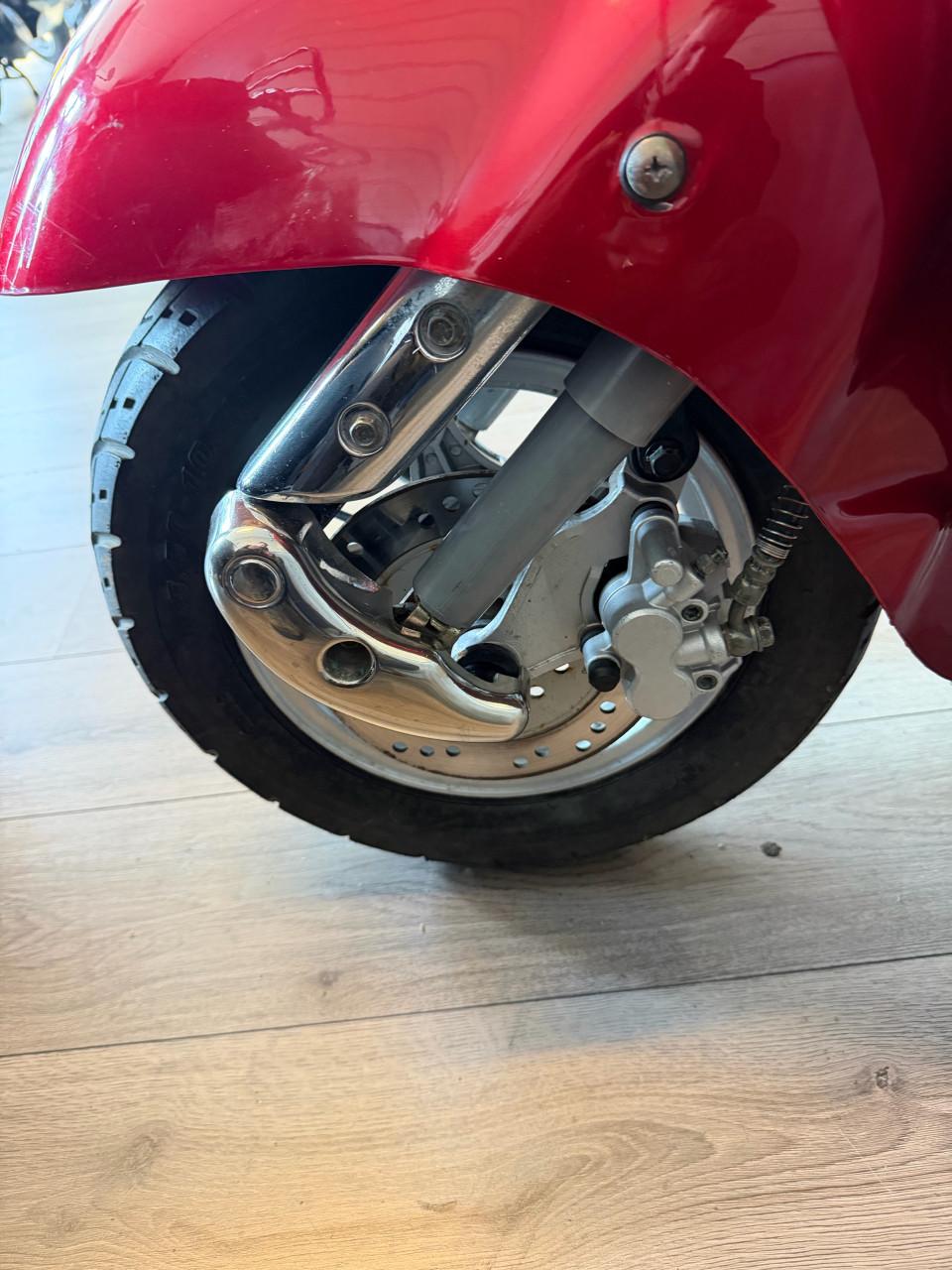 Retro scooter