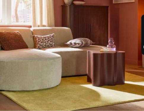 Nieuw vloerkleed goudgeel
