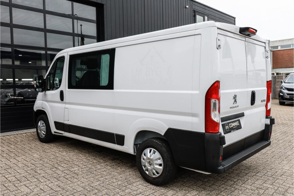 Peugeot Boxer 2.2 bluehdi 165 l2h1 dubb cab. 7 zits i nav i cam