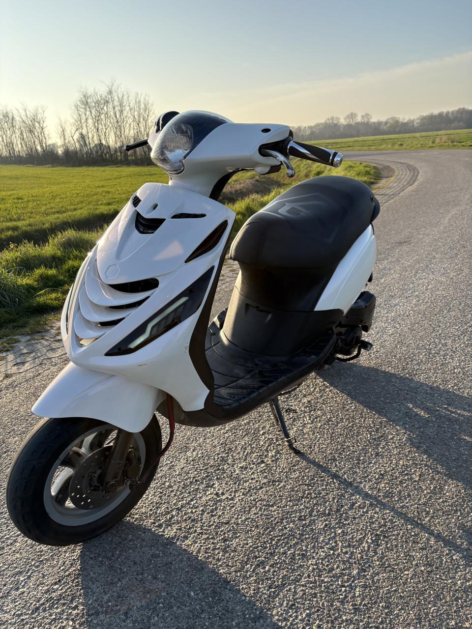 Piaggio Zip 4t 2v 50cc brom