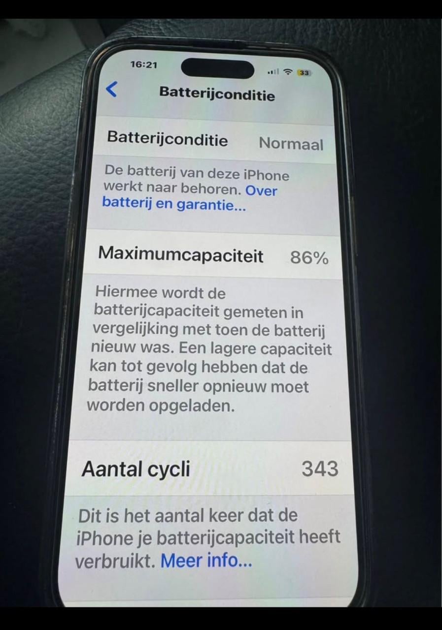 IPhone 15 Zwart - 128 GB