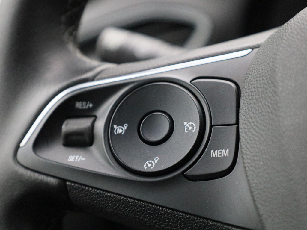 Opel Crossland X 1.2 turbo 120 jaar edition | navigatie | camera | climate 