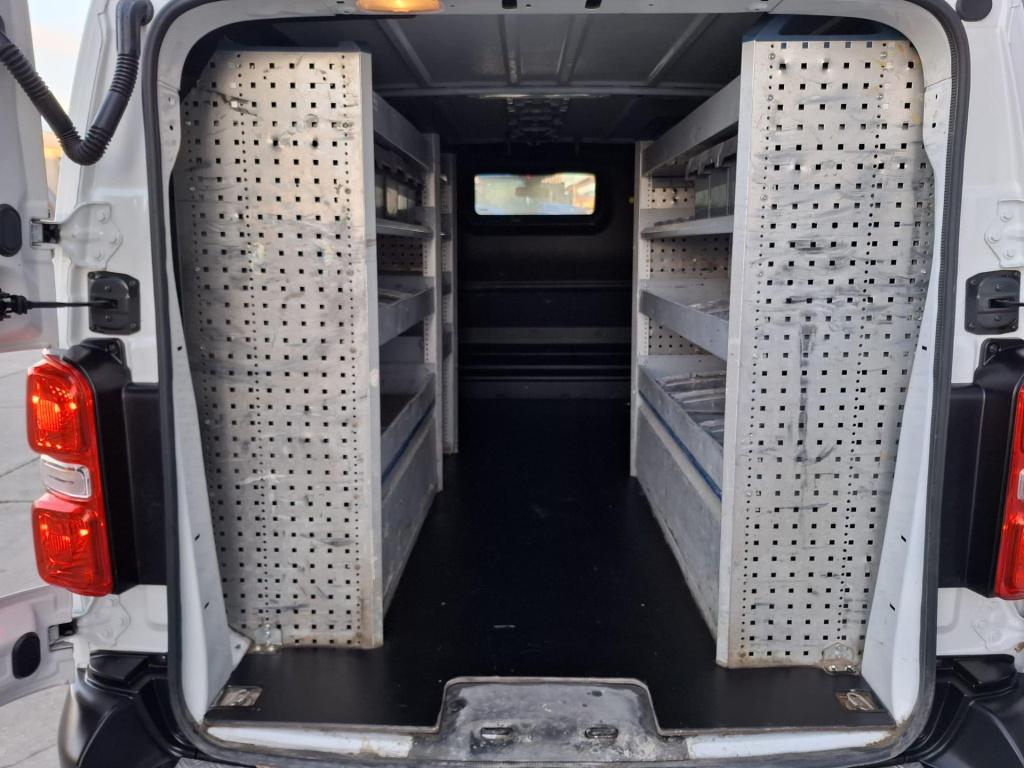 Opel Vivaro 2.0 cdti l3h1 edition airco / cruise controle / navi / carplay 