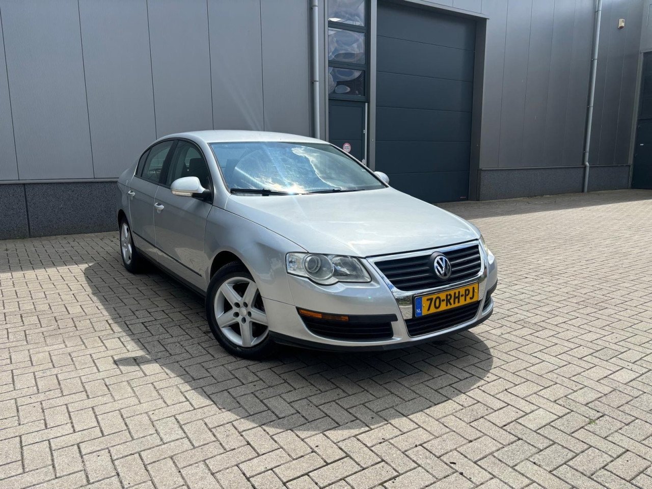 Volkswagen Passat 2.0 FSI 141.195KM Jaar Apk