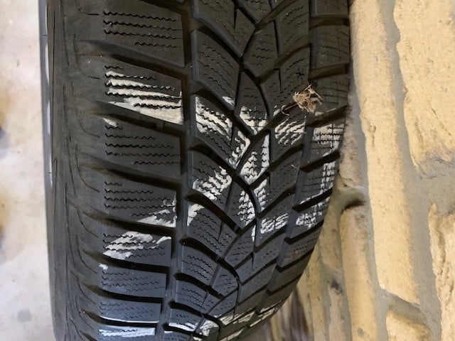 Winterbanden op aluminium velgen