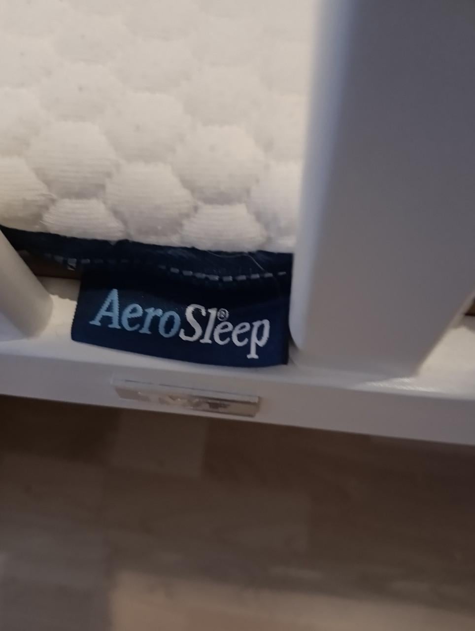 Wiegje inclusief Aerosleep matrasje!!