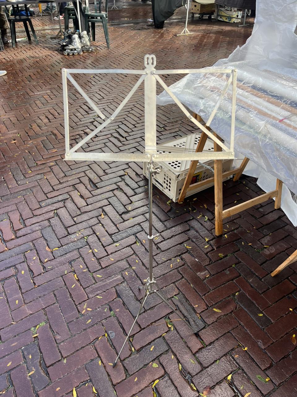 Muziekstandaard, chroom