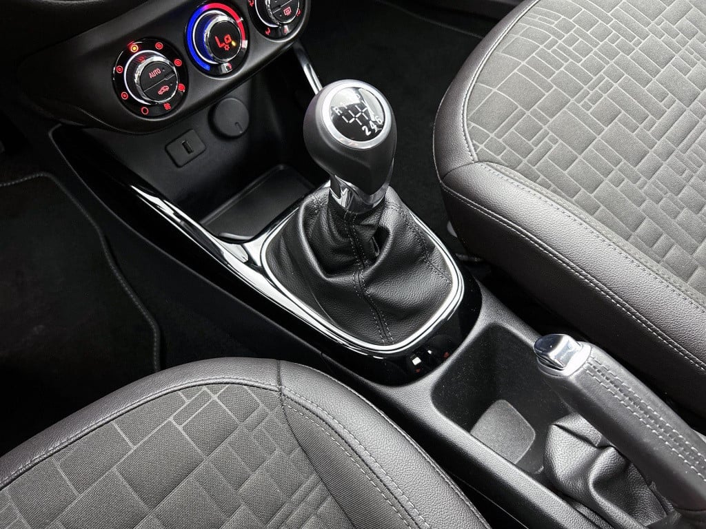 Opel Corsa 1.0 turbo innovation airco | cruise control