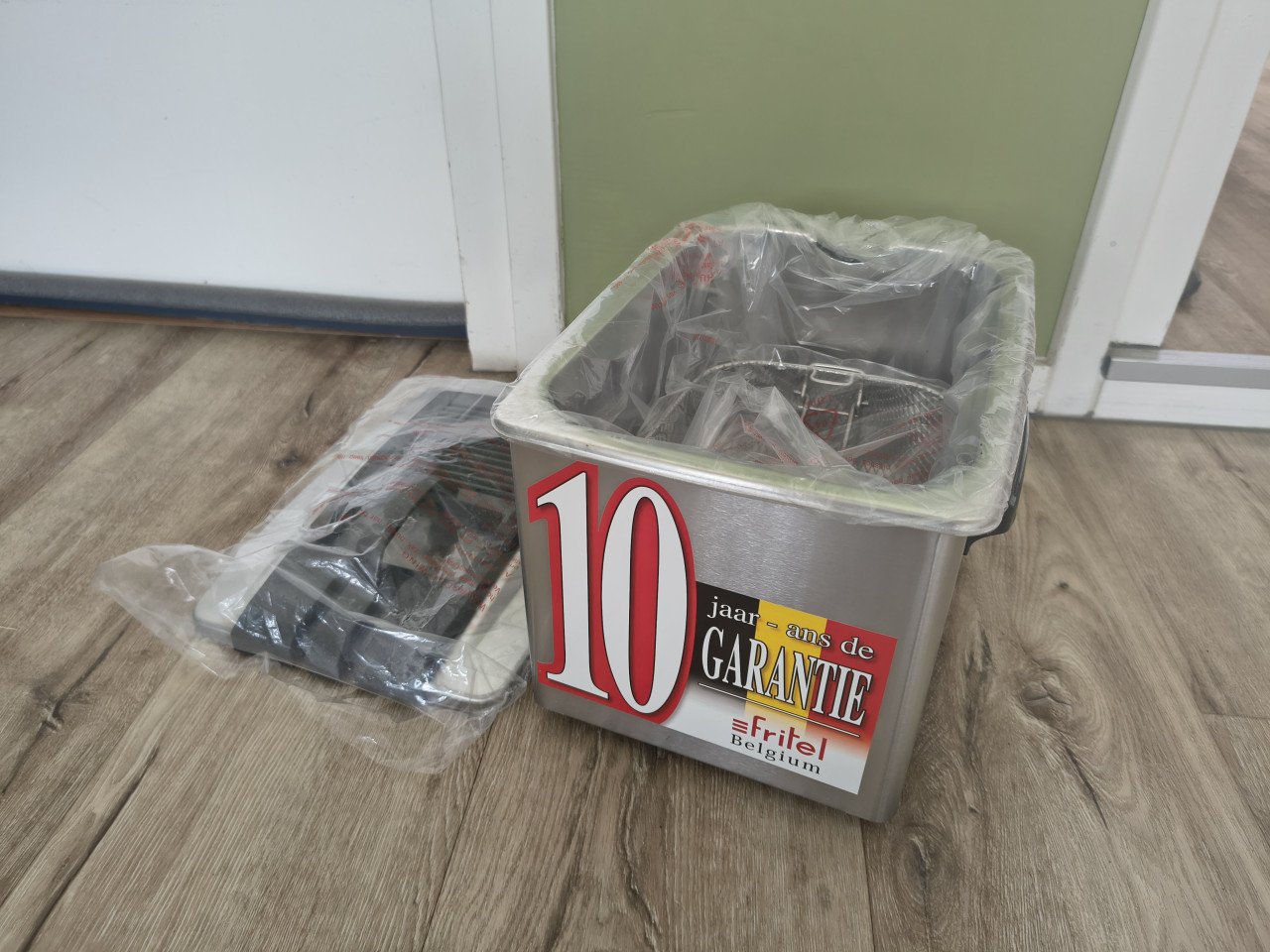 Nieuwe Fritel 4170 frituurpan, friteuse. Excl warmte element
