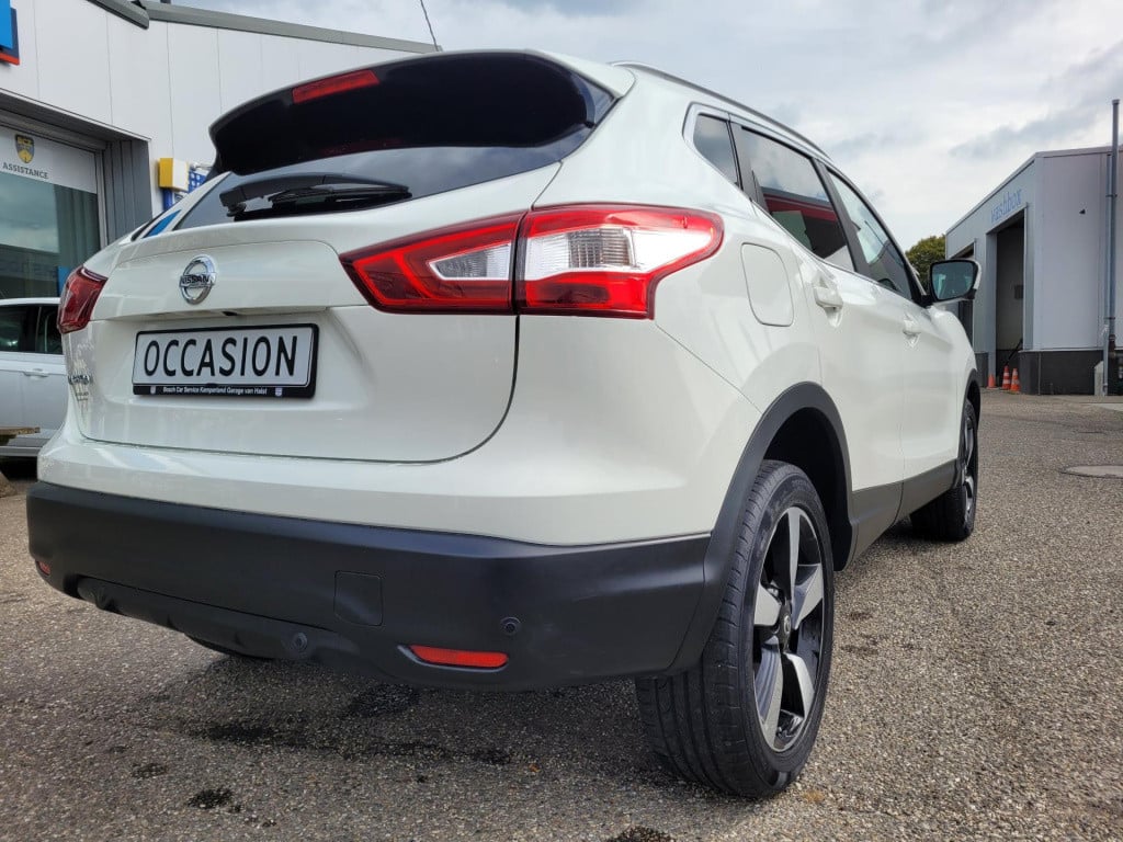 Nissan Qashqai 1.2 n-vision automaat panoramadak 360 camera navi