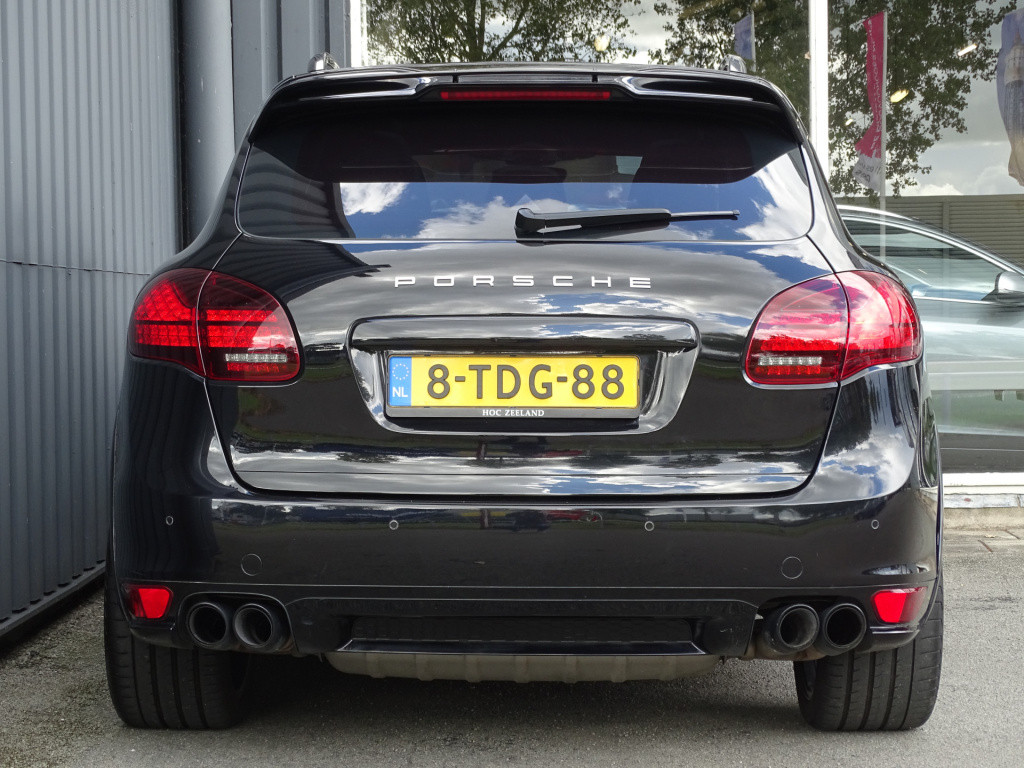 Porsche Cayenne 4.2 d s | ceramic | pano | bose | luchtvering pasm
