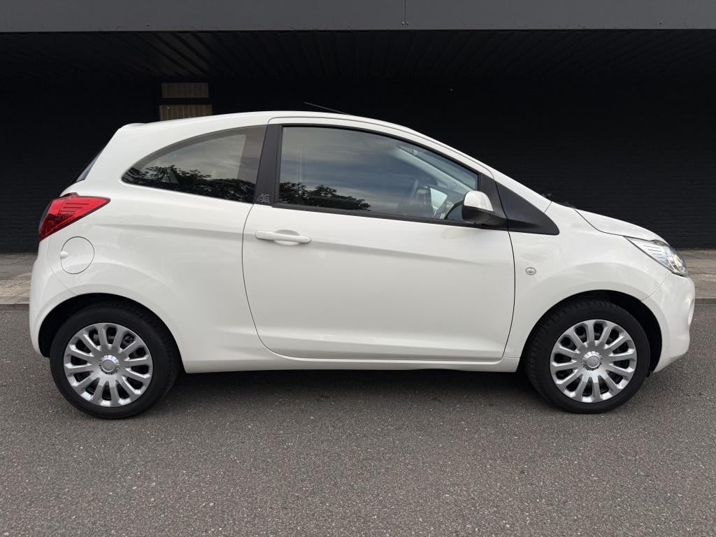 Ford KA 1.2 titanium - nieuwe distributie + grote beurt -