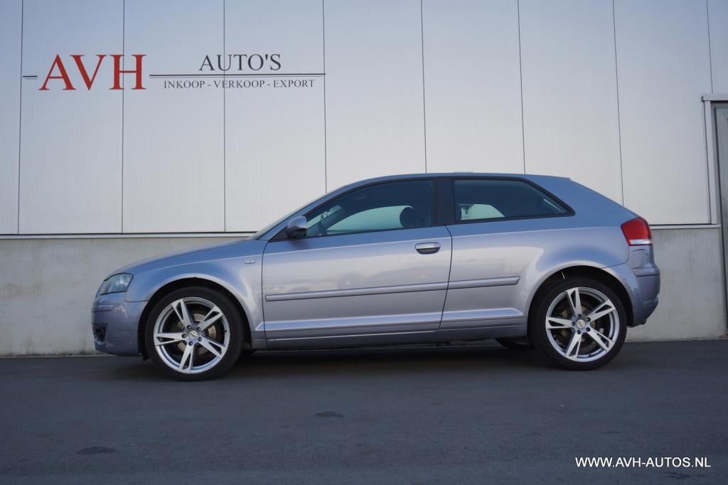 Audi A3 1.6 fsi attraction
