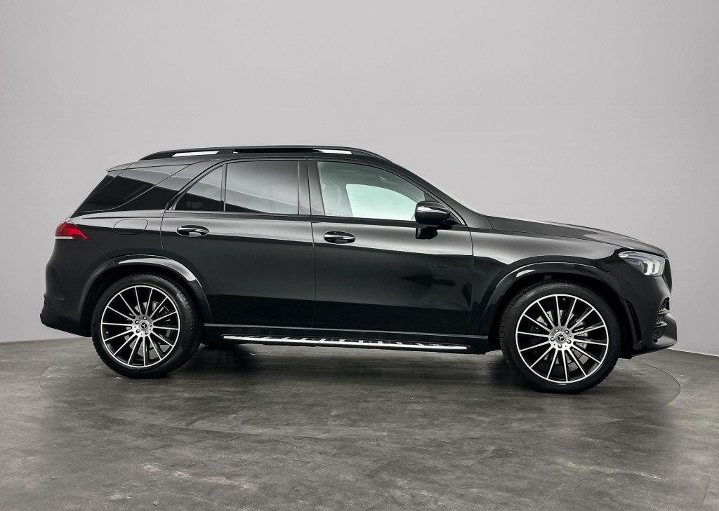 Mercedes-Benz Gle 400 d 4matic amg pano luchtvering burmester