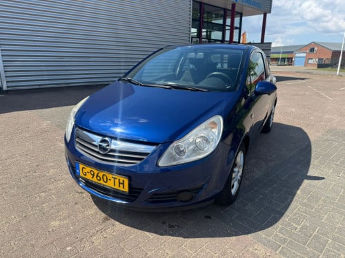 Opel corsa 2009  1750 euro