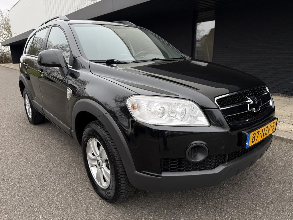 Chevrolet Captiva 2.4i shadow 2wd