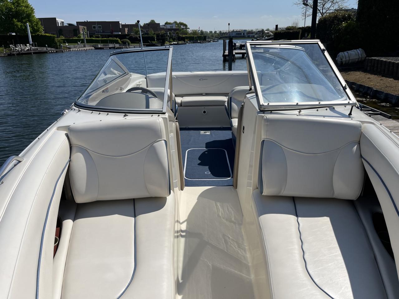 Bayliner 235 LX Incl super trailer!
