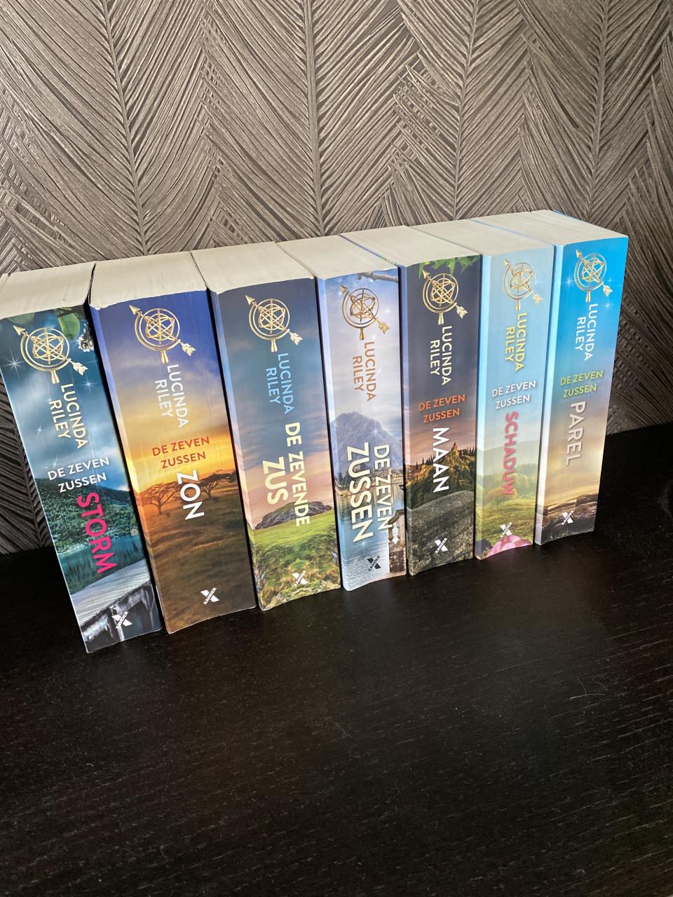 Boekenserie De zeven zussen van Lucinda Riley