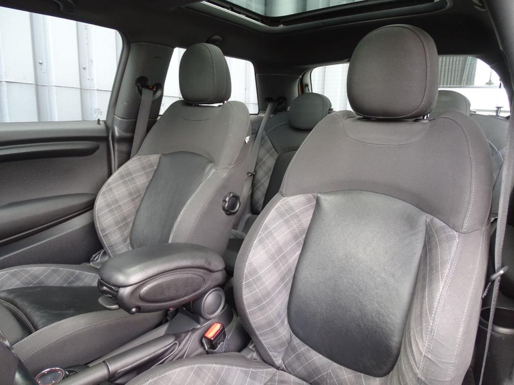 Mini Cooper mini 1.5 chili automaat | hud | pano | led