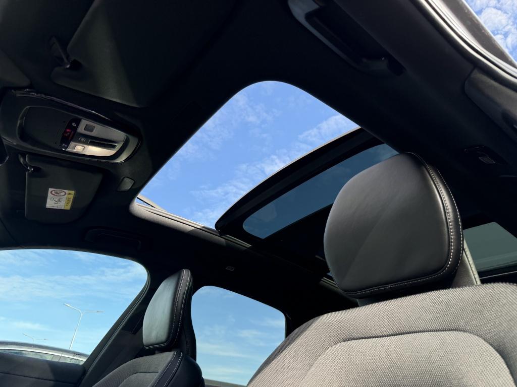 Volvo XC60 t6 398pk recharge dark r-design| panodak| adap.cruise| head-up|