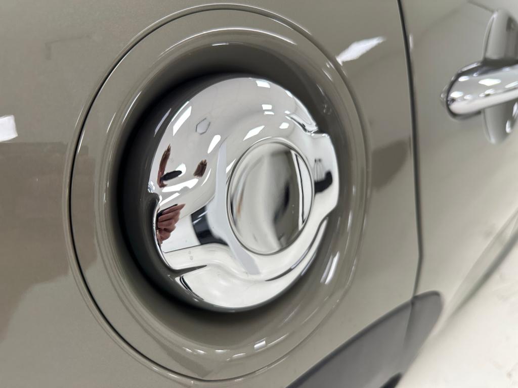 Mini 5-deurs 2.0 cooper s jcw | emerald grey | harman/kardon | yours interi