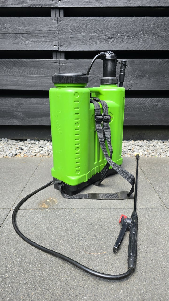 Drukspuit 18 liter rugmodel