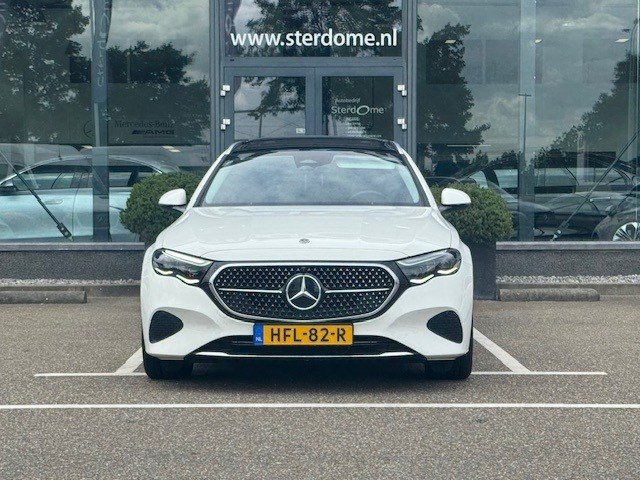 Mercedes-Benz E-Klasse estate 300 e avantgarde l panoramadak l burmester l 