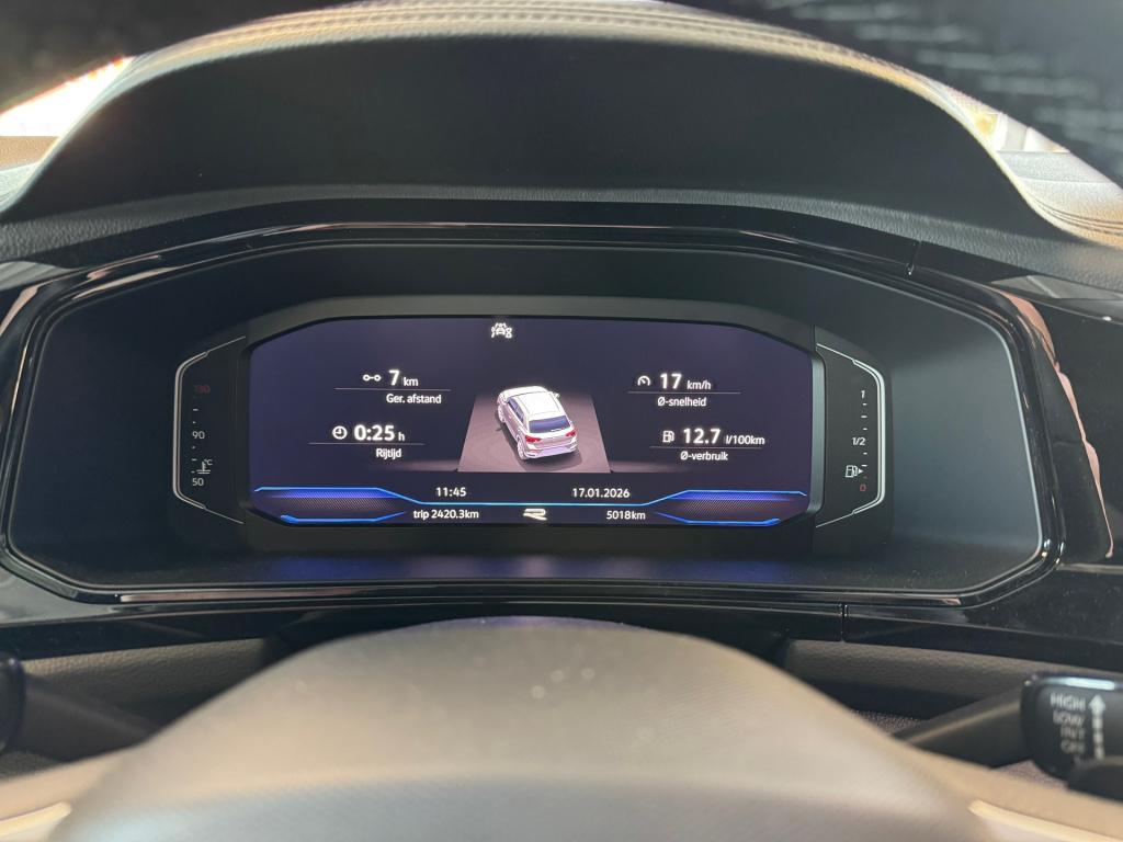 Volkswagen T-roc 1.5 tsi r-line black edition automaat , panoramaschuifdak 