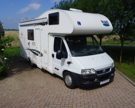 Mc. Louis Glen 461 2004 Stapelbed met 74.000km