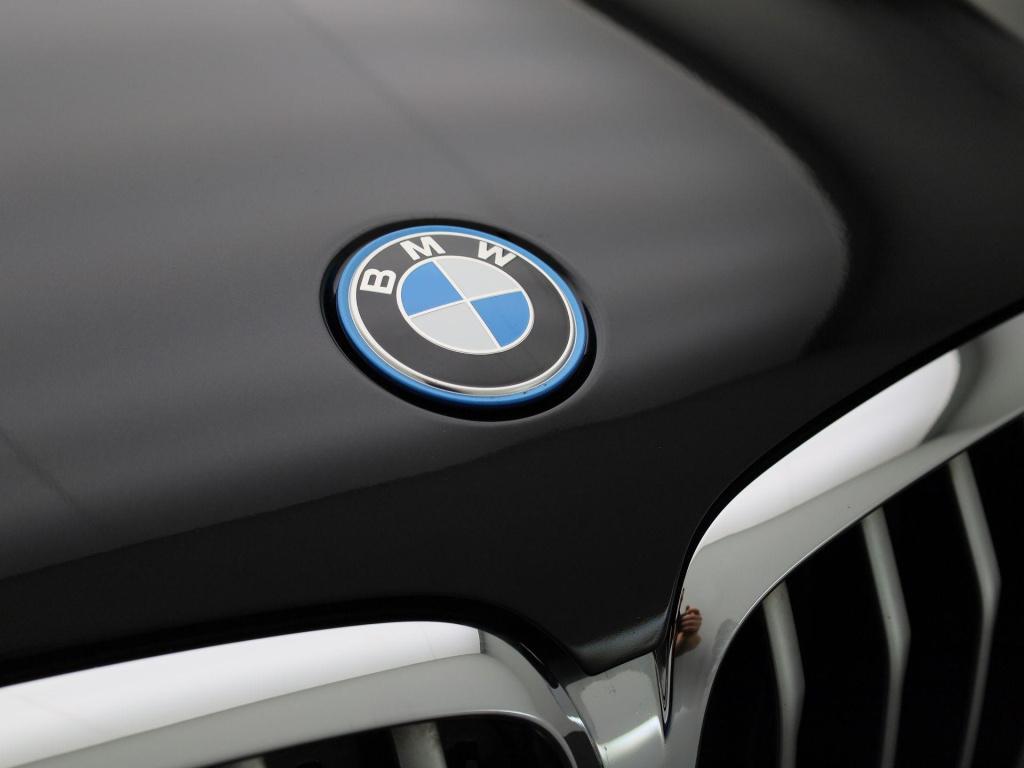 BMW X5 xdrive45e high executive | automaat | trekhaak | luchtvering | memor