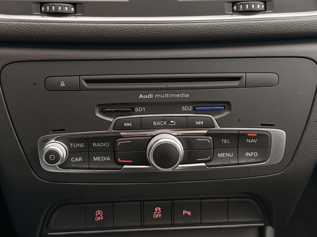 Audi Q3 2.0 tfsi quattro | pano | navi | led | stoelverwarming | bluetooth 