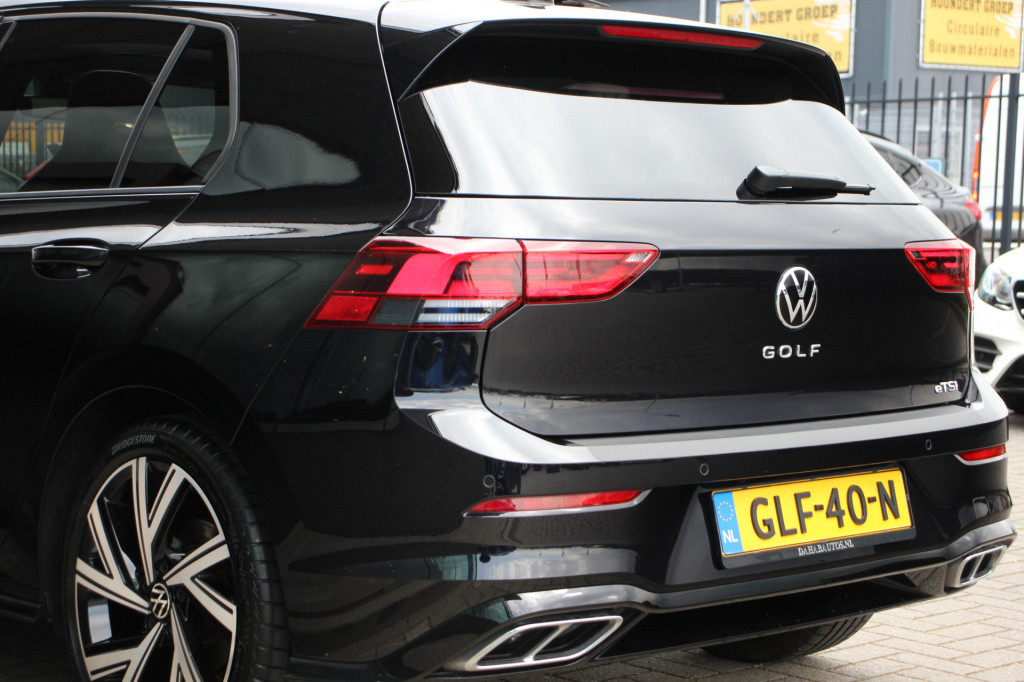 Volkswagen Golf 1.5 etsi r-line business | acc | pano. | camera | dab | sfe