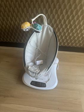 Mamaroo 4 moms stoel