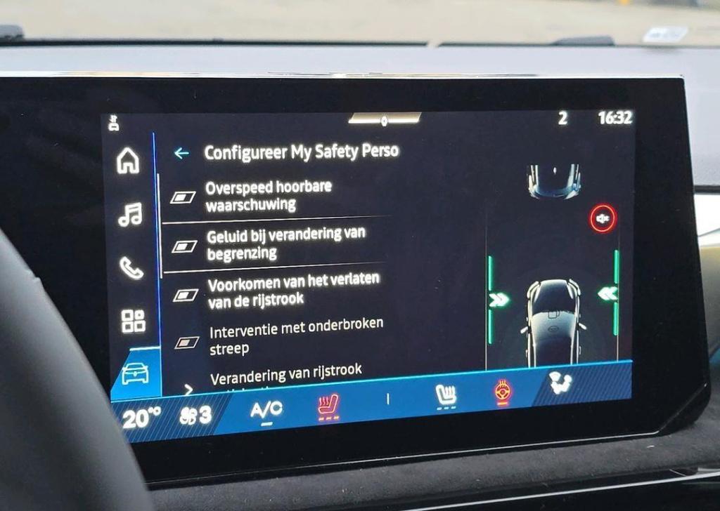 Renault Clio 1.8 hybrid 160 esprit alpine - demo