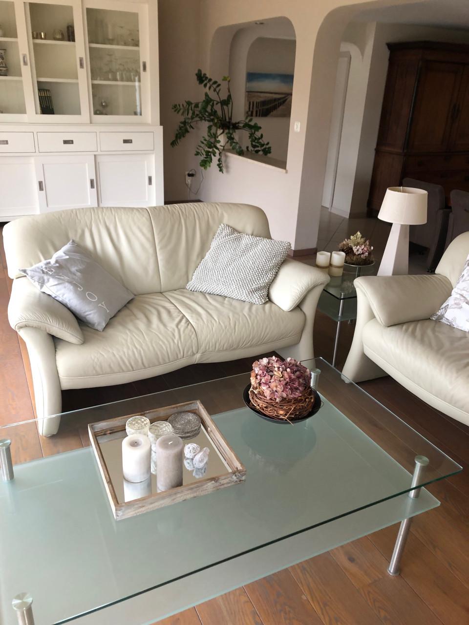 Wit lederen bankstel: 2 en 3 zits