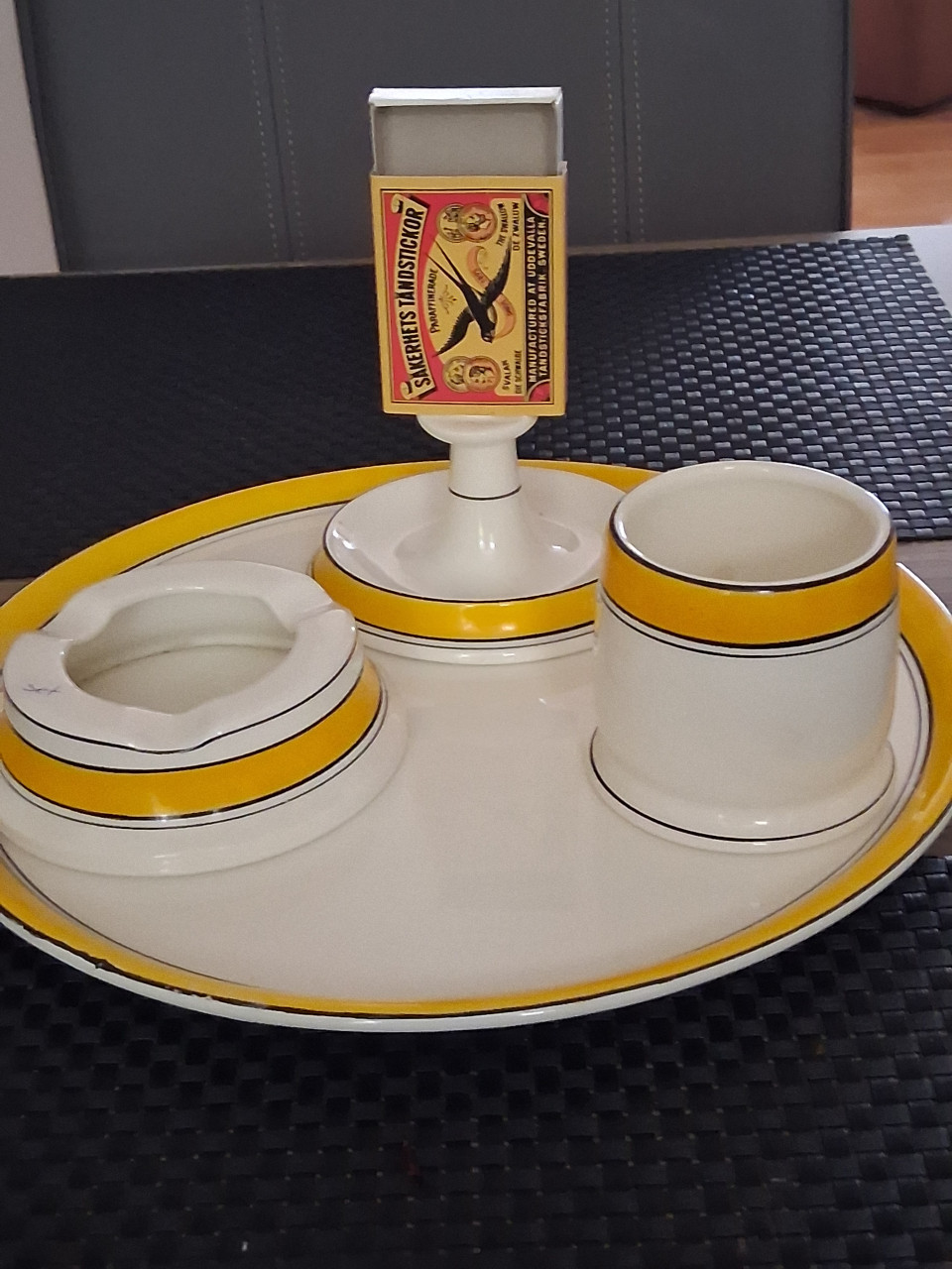 Art deco rookset porcelein