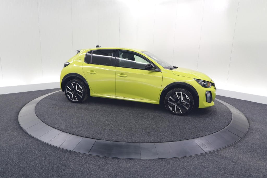 Peugeot 208 puretech 100 gt | camera | apple carplay | parkeersensoren
