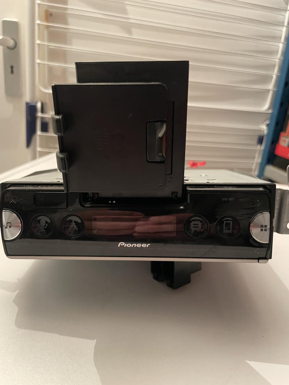 Pioneer SPH-10BT bluetooth autoradio