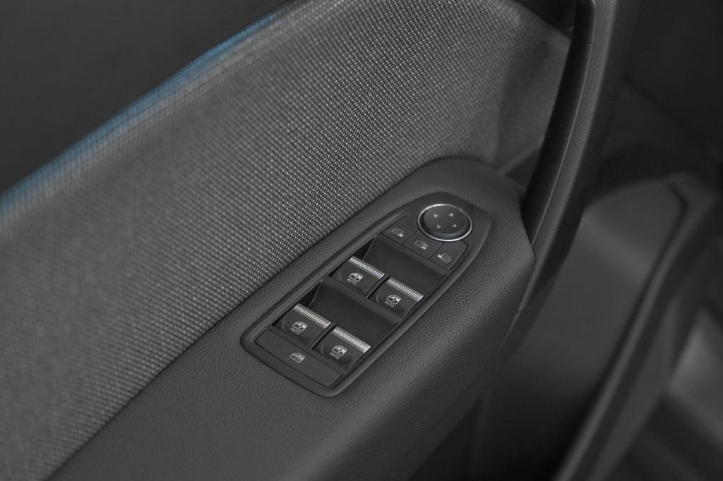 Renault Captur 1.6 e-tech full hybrid 145 techno | camera | navigatie | app