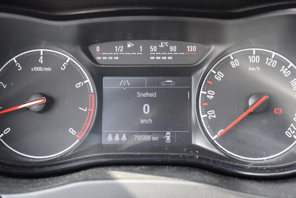 Opel Corsa 1.2 | trekhaak | lmv | bluetooth | airco