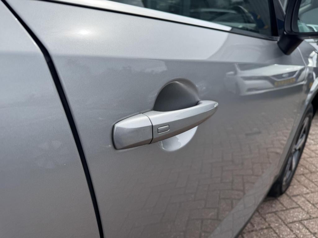 Nissan Qashqai 1.3 mhev xtronic n-connecta