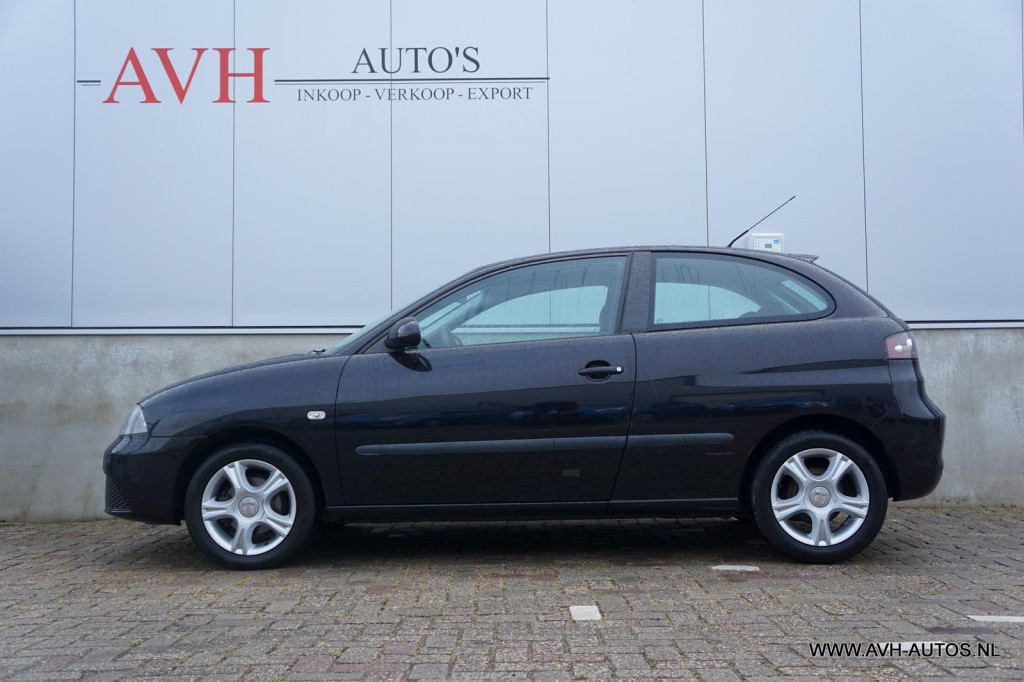 Seat Ibiza 1.4-16v trendstyle