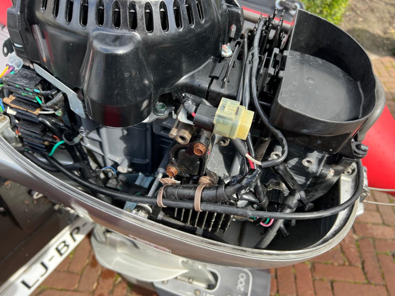 Quicksilver 20 pk honda motor