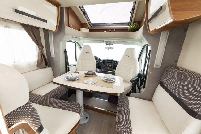 Elnagh Baron 573  - Half-integraal camper, 12 maanden garantie!