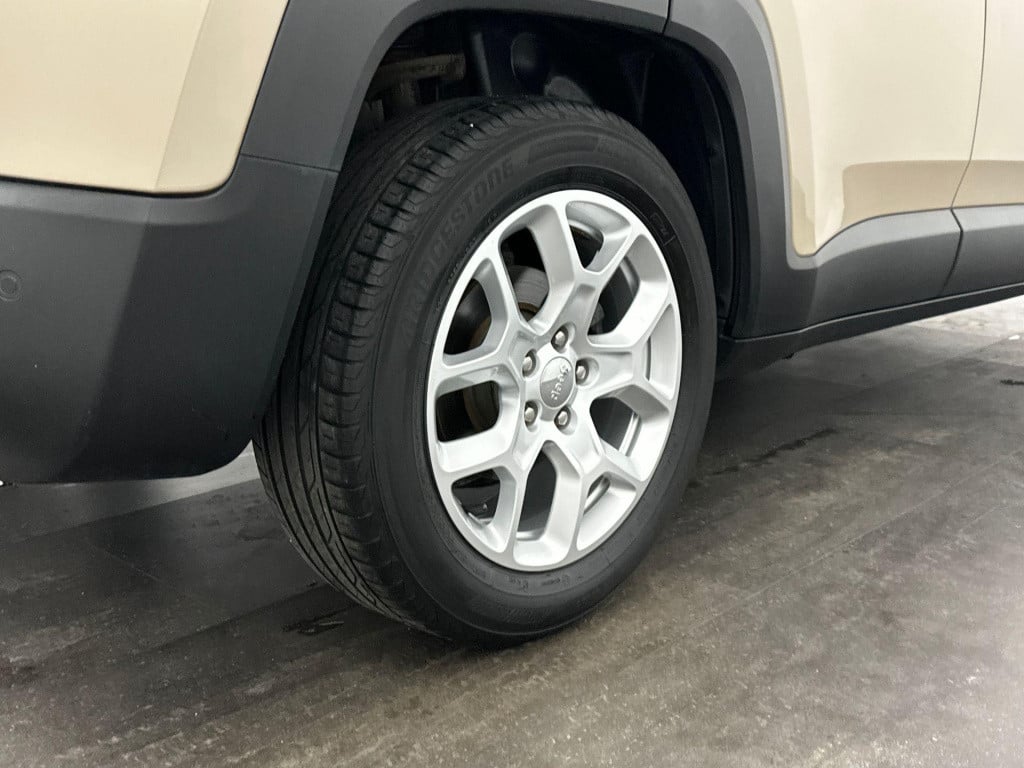 Jeep Renegade 1.4 multiair limited | automaat | navigatie | parkeersensoren