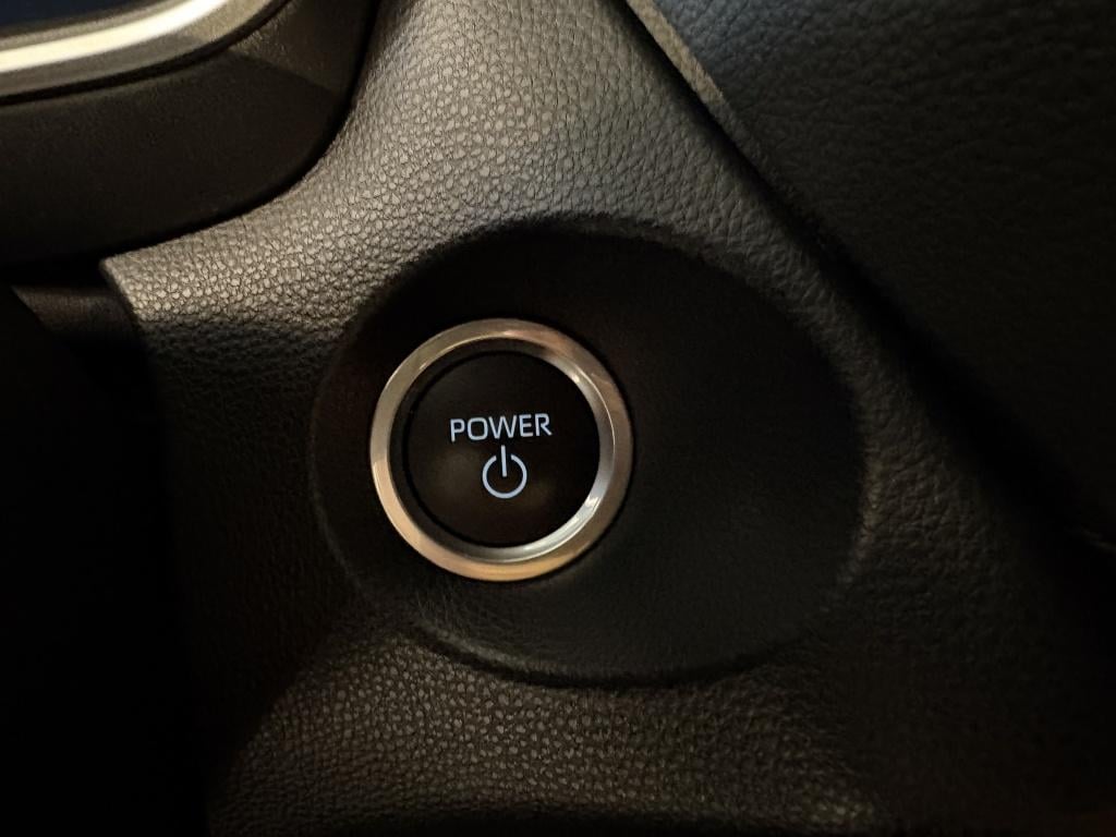 Toyota Corolla Cross hybrid 140 style